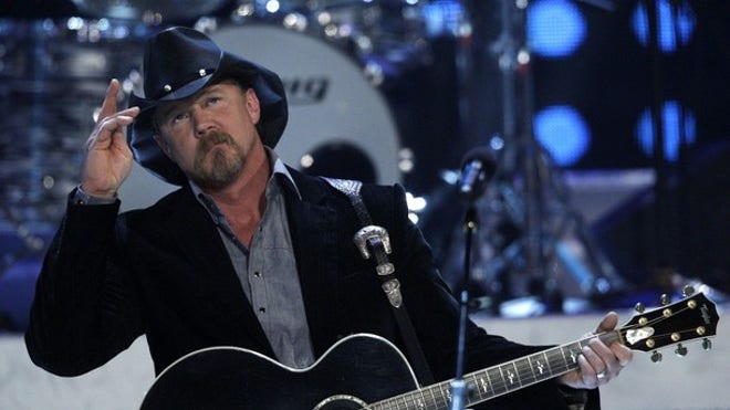 Trace Adkins Performs